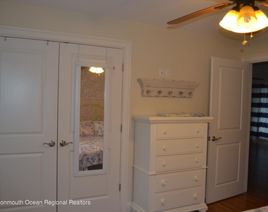 233 12th Avenue - Photo Thumbnail 14