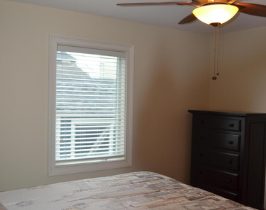 233 12th Avenue - Photo Thumbnail 12