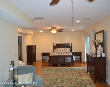 233 12th Avenue - Photo Thumbnail 27