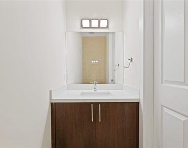 1434 Sw 4th Avenue - Photo Thumbnail 24