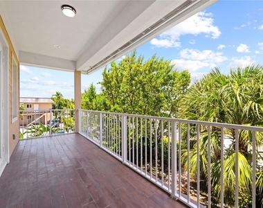 1434 Sw 4th Avenue - Photo Thumbnail 16