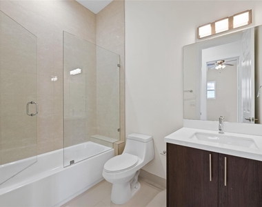 1434 Sw 4th Avenue - Photo Thumbnail 8