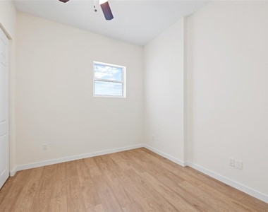 1434 Sw 4th Avenue - Photo Thumbnail 9