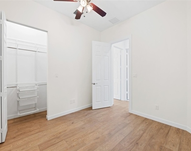 1430 Sw 4th Avenue - Photo Thumbnail 10