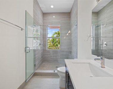 1430 Sw 4th Avenue - Photo Thumbnail 7