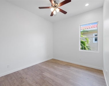 1428 Sw 4th Avenue - Photo Thumbnail 7