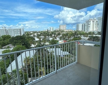 1200 Hibiscus Avenue - Photo Thumbnail 18