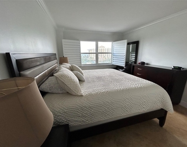 1200 Hibiscus Avenue - Photo Thumbnail 26