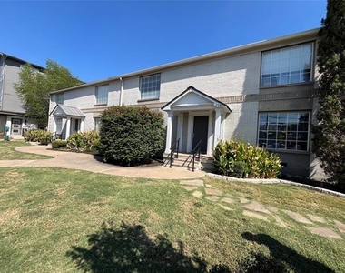 2518 N Fitzhugh Avenue - Photo Thumbnail 7