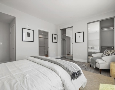 5820 La Mirada Avenue - Photo Thumbnail 46
