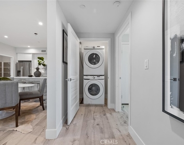 5820 La Mirada Avenue - Photo Thumbnail 43