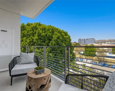 5820 La Mirada Avenue - Photo Thumbnail 40