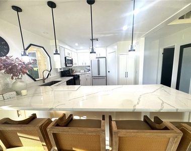38250 Azalea Drive - Photo Thumbnail 11