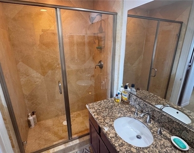 52202 Rosewood - Photo Thumbnail 12