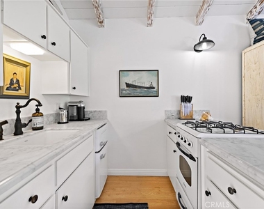 31531 Bluff Drive - Photo Thumbnail 7