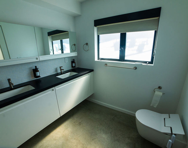 14 Brooks Avenue - Photo Thumbnail 3