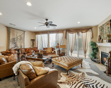 42753 Della Place - Photo Thumbnail 8
