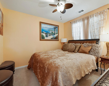 42753 Della Place - Photo Thumbnail 24