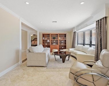 16 Thurston Drive - Photo Thumbnail 15