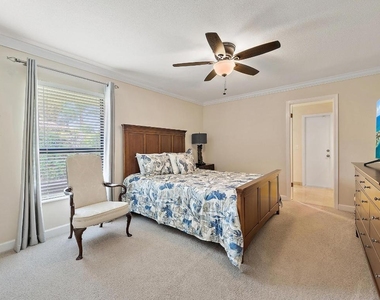 16 Thurston Drive - Photo Thumbnail 23