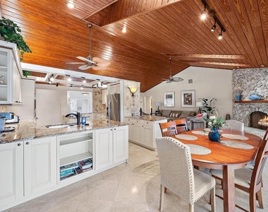 16 Thurston Drive - Photo Thumbnail 11