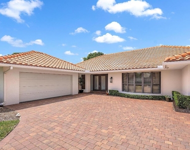 16 Thurston Drive - Photo Thumbnail 2