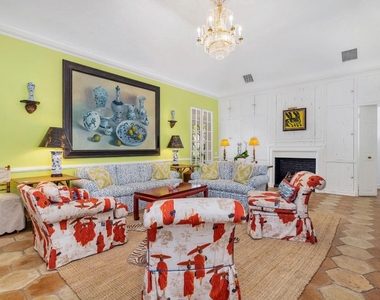 417 Peruvian Avenue - Photo Thumbnail 3