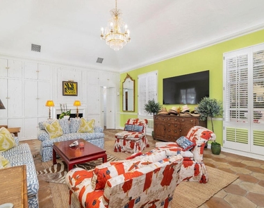 417 Peruvian Avenue - Photo Thumbnail 4