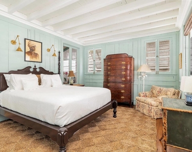 417 Peruvian Avenue - Photo Thumbnail 18