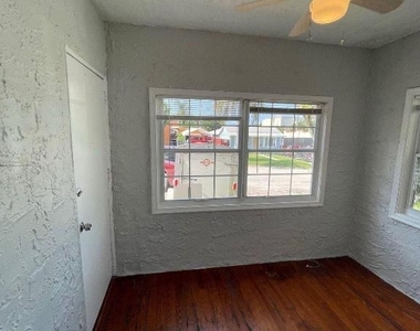 736 Omar Road - Photo Thumbnail 10