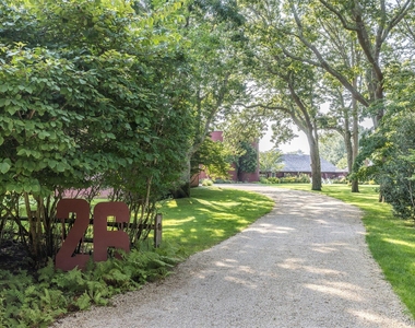 26 Ruxton Road - Photo Thumbnail 2
