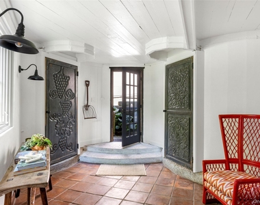 26 Ruxton Road - Photo Thumbnail 7