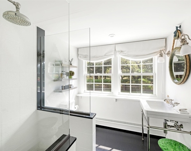 26 Ruxton Road - Photo Thumbnail 25