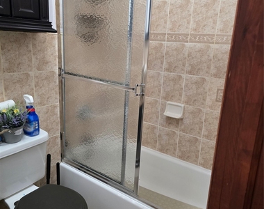 13719 Southgate Street - Photo Thumbnail 6