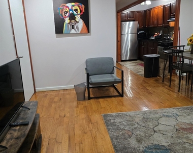 13719 Southgate Street - Photo Thumbnail 3