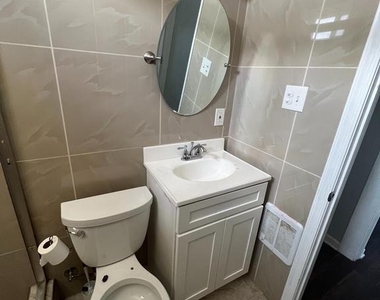 2084 E Allegheny Avenue - Photo Thumbnail 9