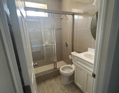 2084 E Allegheny Avenue - Photo Thumbnail 10