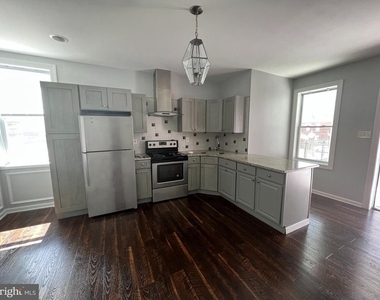 2084 E Allegheny Avenue - Photo Thumbnail 4