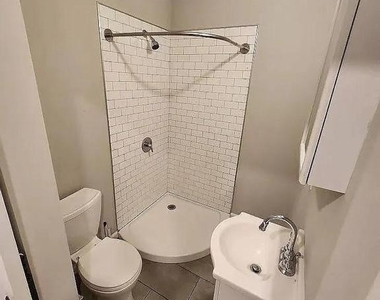 1466 N 52nd Street - Photo Thumbnail 2