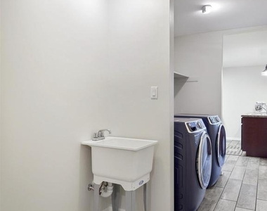 235 S Ridge Avenue - Photo Thumbnail 19