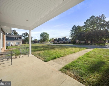 235 S Ridge Avenue - Photo Thumbnail 12