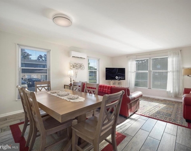235 S Ridge Avenue - Photo Thumbnail 15