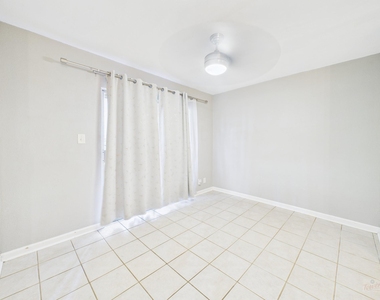 3018 1st St - Photo Thumbnail 6