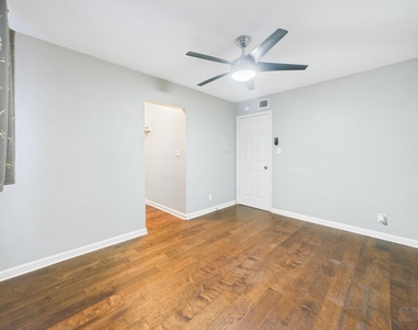 3018 1st St - Photo Thumbnail 24