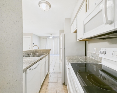 3018 1st St - Photo Thumbnail 16