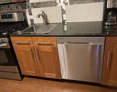 1846 N Mozart Street - Photo Thumbnail 4