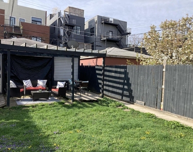 1846 N Mozart Street - Photo Thumbnail 15