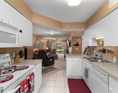 25727 Lake Amelia Way - Photo Thumbnail 8
