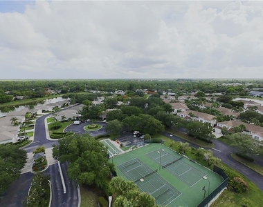 25727 Lake Amelia Way - Photo Thumbnail 12