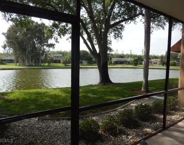 7121 Golden Eagle Court - Photo Thumbnail 11